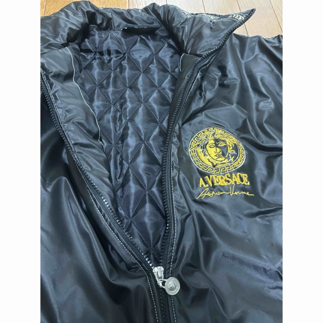 VERSACE - A.VERSACE ナイロンジャケット 中綿ジャンパー VERSACE - A.VERSACE ナイロンジャケット 中綿ジャンパー