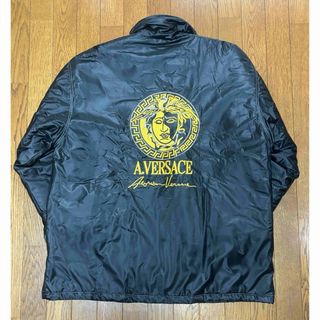 VERSACE(ナイロンジャケット)のフリマアイテム一覧 VERSACE(ナイロンジャケット)のフリマアイテム一覧