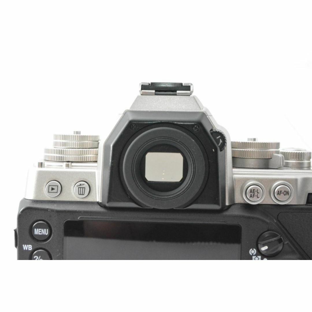 シャッター回数12,130☆良品☆ニコン NIKON Df トリプルレンズ シャッター回数12,130☆良品☆ニコン NIKON Df トリプルレンズ