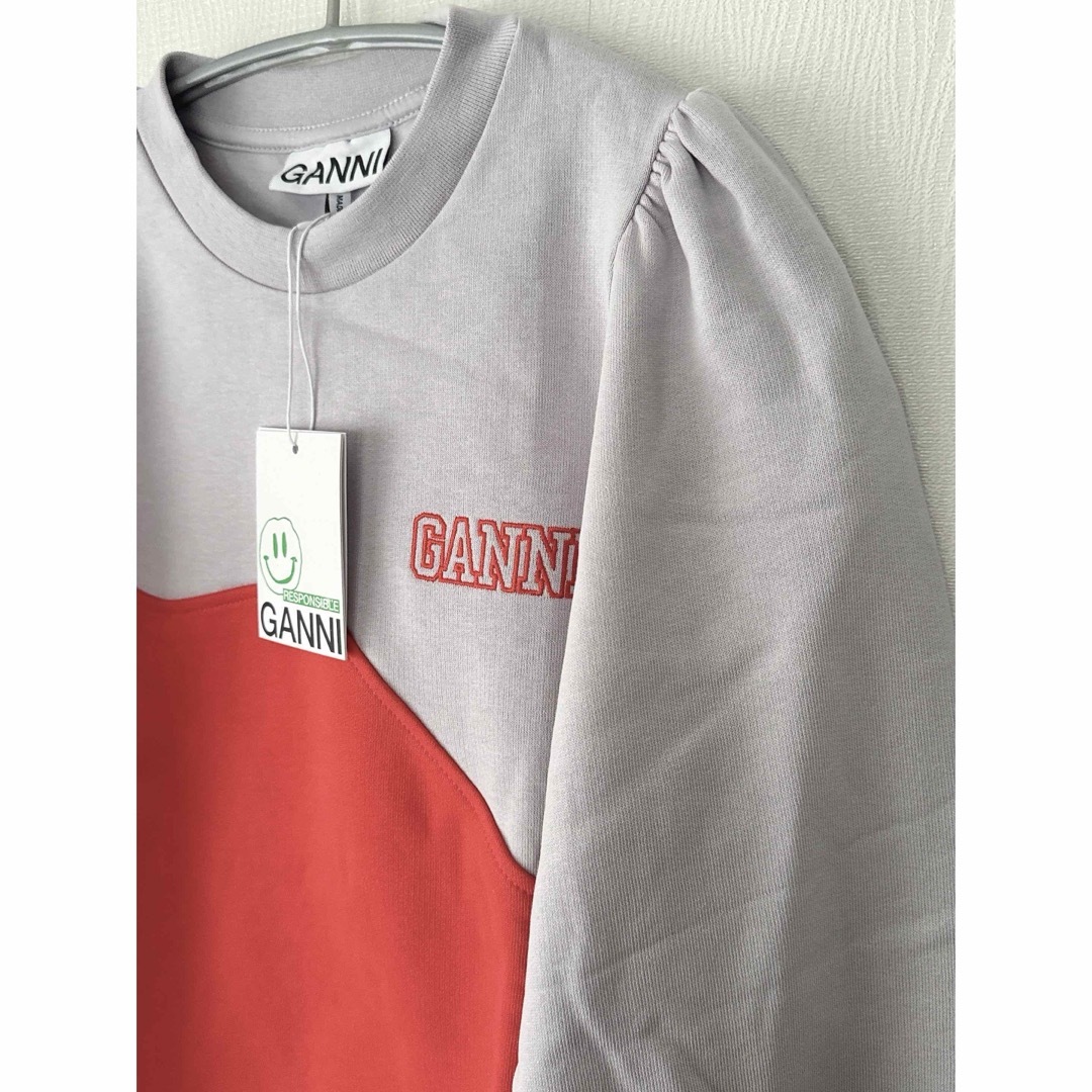 GANNI - 【新品】GANNI ガニー スウェット トレーナーの通販 by GANNI - 【新品】GANNI ガニー スウェット トレーナーの通販 by