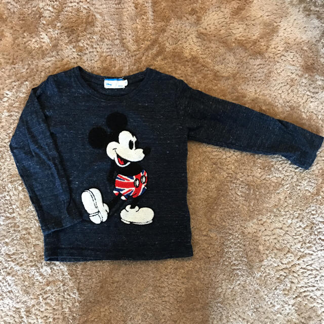 MPS(エムピーエス)のdisney★ミッキーロンT★100cm  MPS キッズ/ベビー/マタニティのキッズ服男の子用(90cm~)(Tシャツ/カットソー)の商品写真