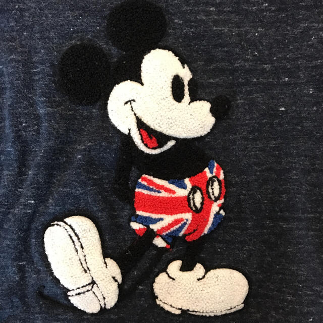 MPS(エムピーエス)のdisney★ミッキーロンT★100cm  MPS キッズ/ベビー/マタニティのキッズ服男の子用(90cm~)(Tシャツ/カットソー)の商品写真