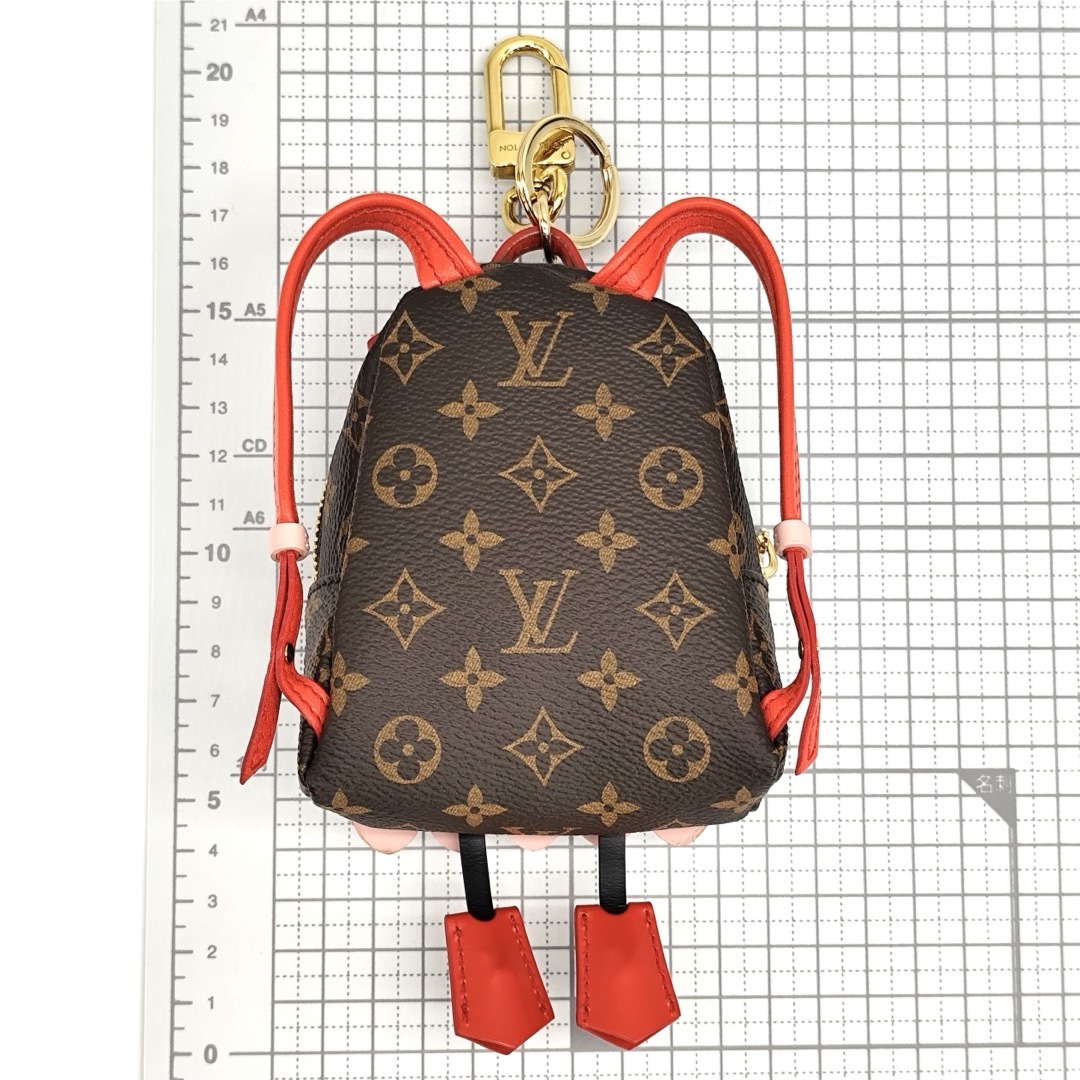 LOUIS VUITTON(ルイヴィトン)のルイヴィトン M63092 ビジューサック ワイルド パペット バッグチャーム レディースのファッション小物(キーホルダー)の商品写真