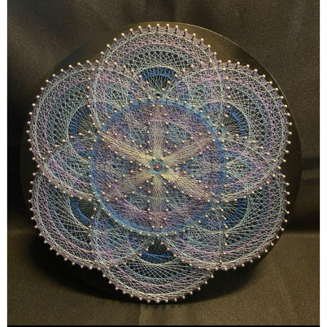 糸掛けアート 糸掛け曼荼羅 ストリングアート 紫陽花曼荼羅の 糸掛けアート 糸掛け曼荼羅 ストリングアート 紫陽花曼荼羅の