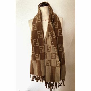 FENDI(マフラー/ショール)のフリマアイテム一覧 FENDI(マフラー/ショール)のフリマアイテム一覧