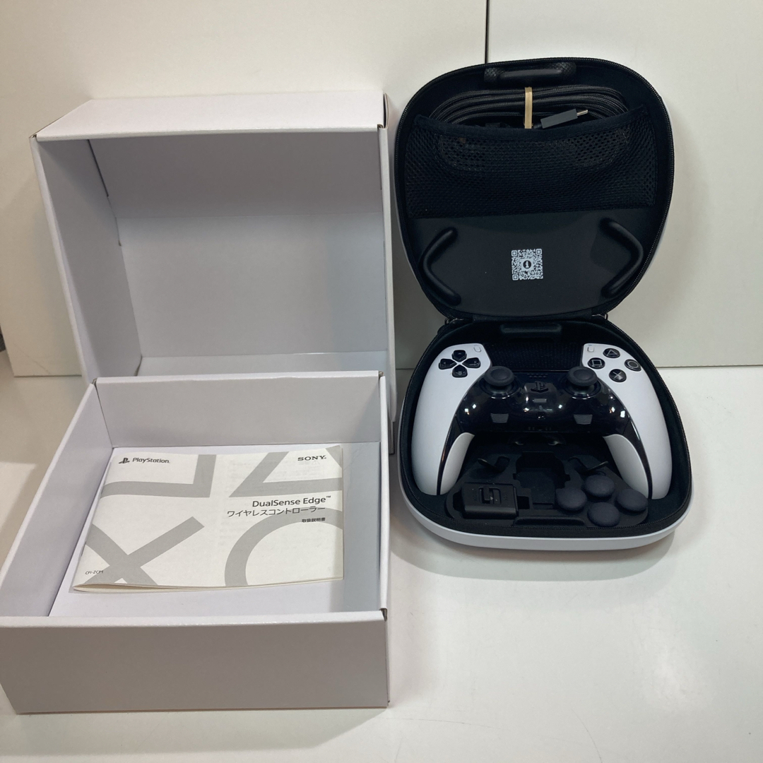 PlayStation5 DualSense Edge 製品箱付属品有 動作品 PlayStation5 DualSense Edge 製品箱付属品有 動作品