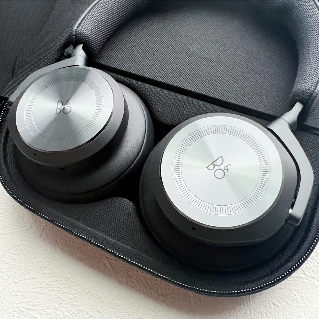 Bang & Olufsen Beoplay HX ワイヤレスヘッドホン バング Bang & Olufsen Beoplay HX ワイヤレスヘッドホン バング