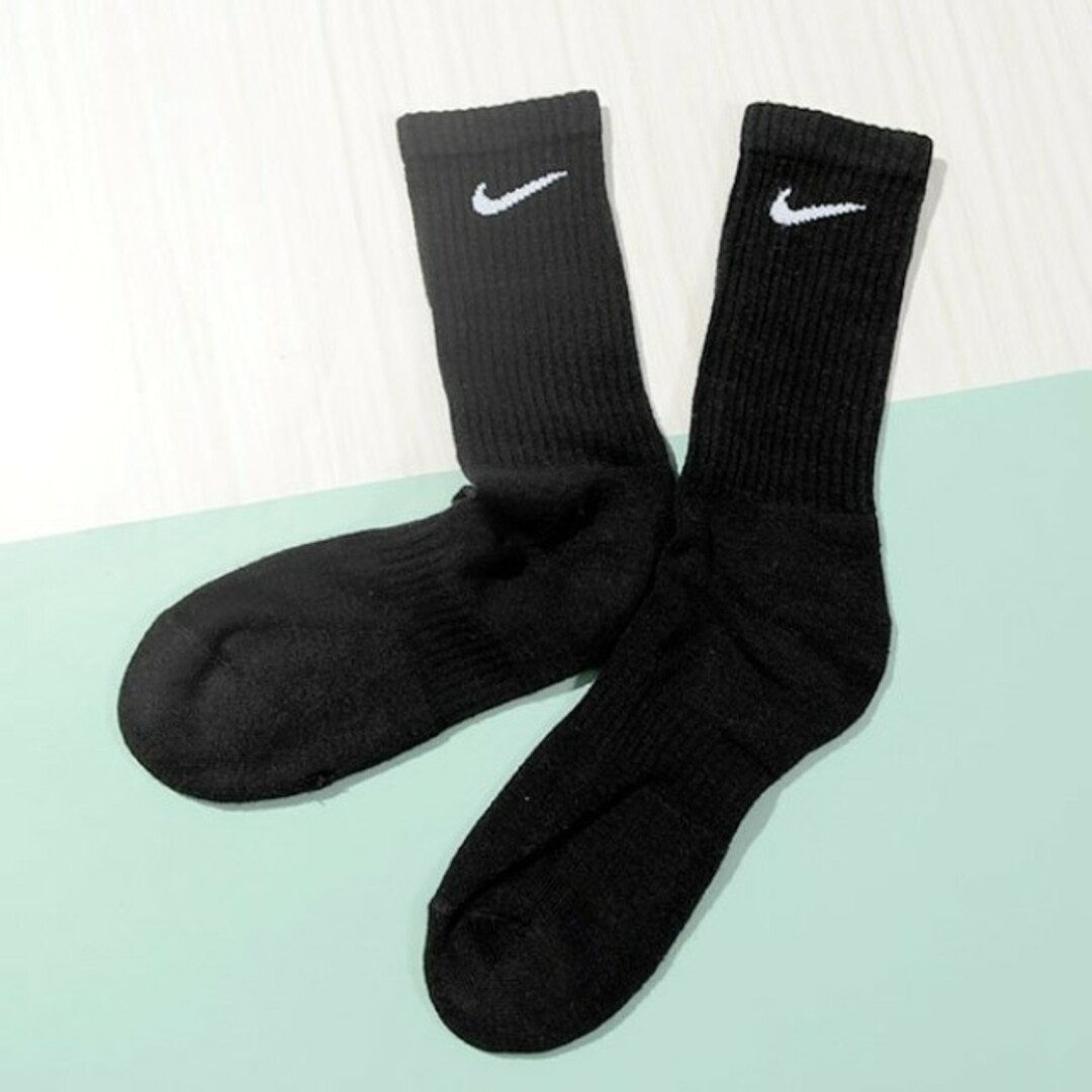 NIKE - 新品未使用 NIKE クルーソックス 黒 3足セット 25~27cm NIKE - 新品未使用 NIKE クルーソックス 黒 3足セット 25~27cm