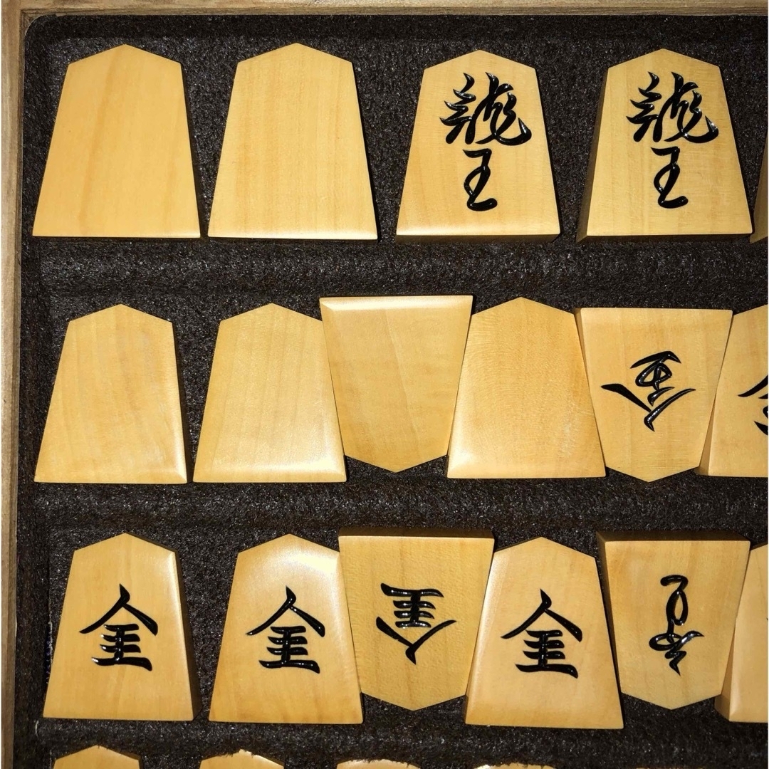 越山作・源兵衛清安・薩摩黄楊将棋駒・本砥ぎ仕上カスタマイズ 越山作・源兵衛清安・薩摩黄楊将棋駒・本砥ぎ仕上カスタマイズ