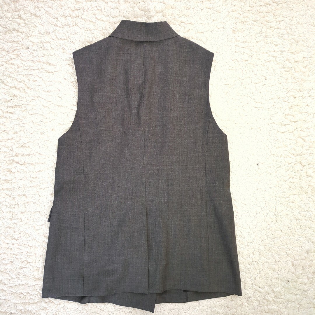 UNTITLED - 美品 UNTITLED ウール混 ダブルブレストベスト UNTITLED - 美品 UNTITLED ウール混 ダブルブレストベスト
