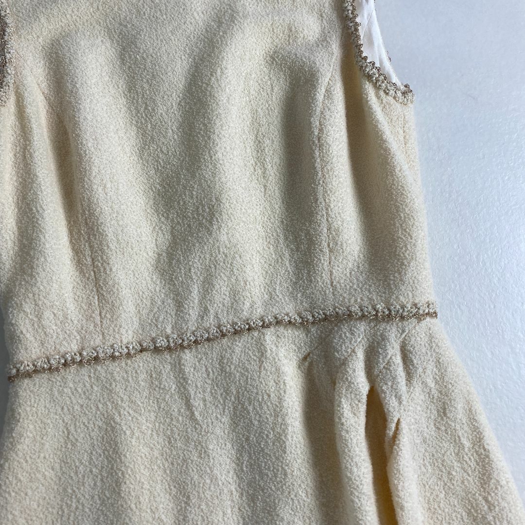 CHANEL - シャネル ワンピース CHANEL ノースリーブ ツイード CHANEL - シャネル ワンピース CHANEL ノースリーブ ツイード