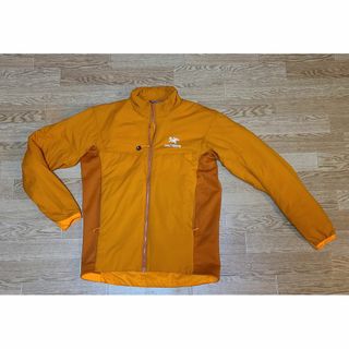 ARC'TERYX(ジャケット/アウター ・ イエロー/黄色系)のフリマ ARC'TERYX(ジャケット/アウター ・ イエロー/黄色系)のフリマ