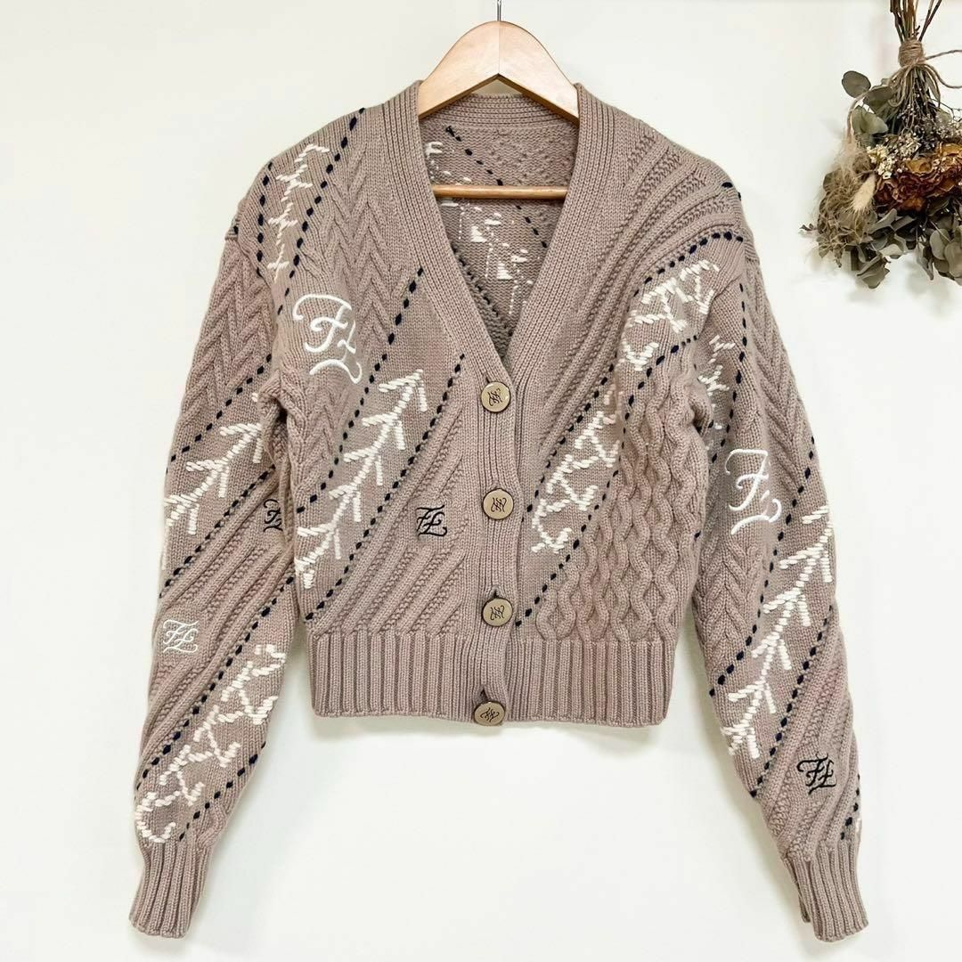 FENDI 20SS カシミヤ混 カリグラフィー ケーブルニット FENDI 20SS カシミヤ混 カリグラフィー ケーブルニット