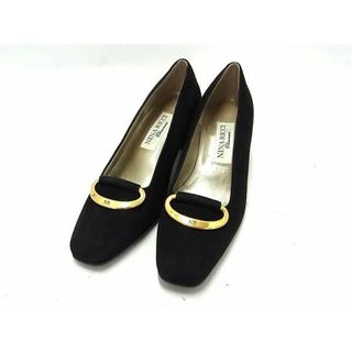 美品 NINARICCI 37サイズ スエードパンプス ピンク - 靴 美品 NINARICCI 37サイズ スエードパンプス ピンク - 靴
