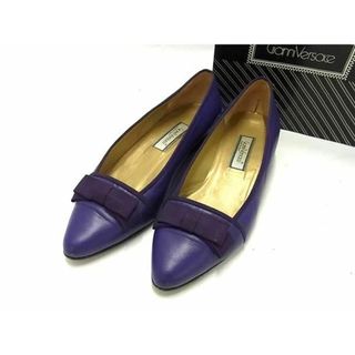 ジャンニヴェルサーチ(Gianni Versace)の■美品■ GIANNI VERSACE ジャンニ ヴェルサーチ レザー パンプス サイズ37 (約24cm) 靴 シューズ レディース パープル系 DF7839(その他)
