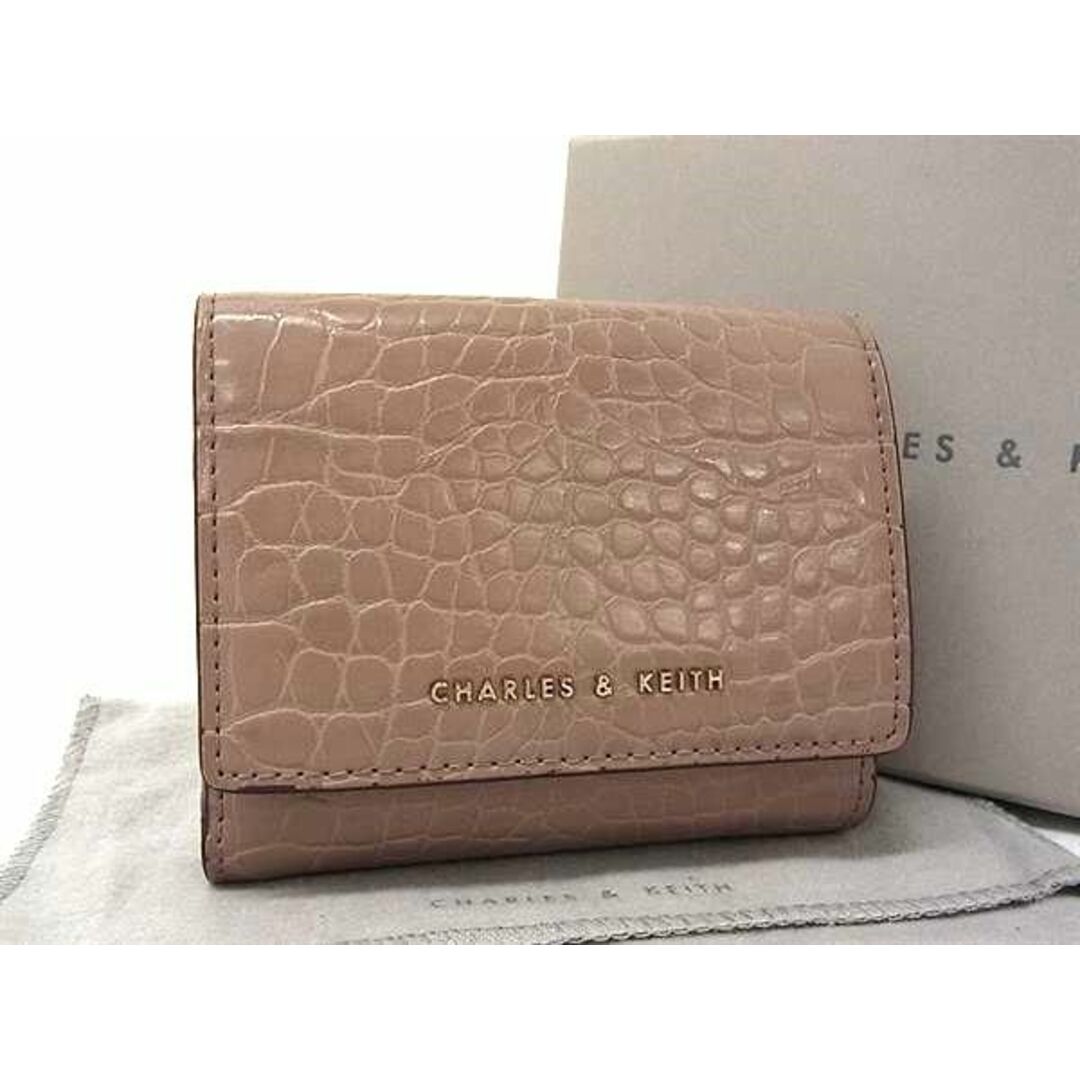 □美品□ CHARLES & KEITH チャールズアンドキース レザー □美品□ CHARLES & KEITH チャールズアンドキース レザー
