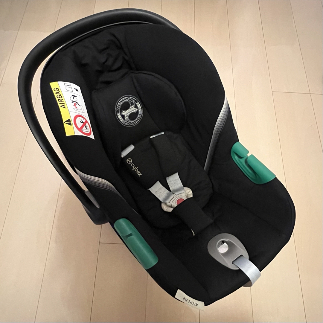 Cybex Aton s2 +ISOFIXベースワン+MERIOアタッチメント Cybex Aton s2 +ISOFIXベースワン+MERIOアタッチメント