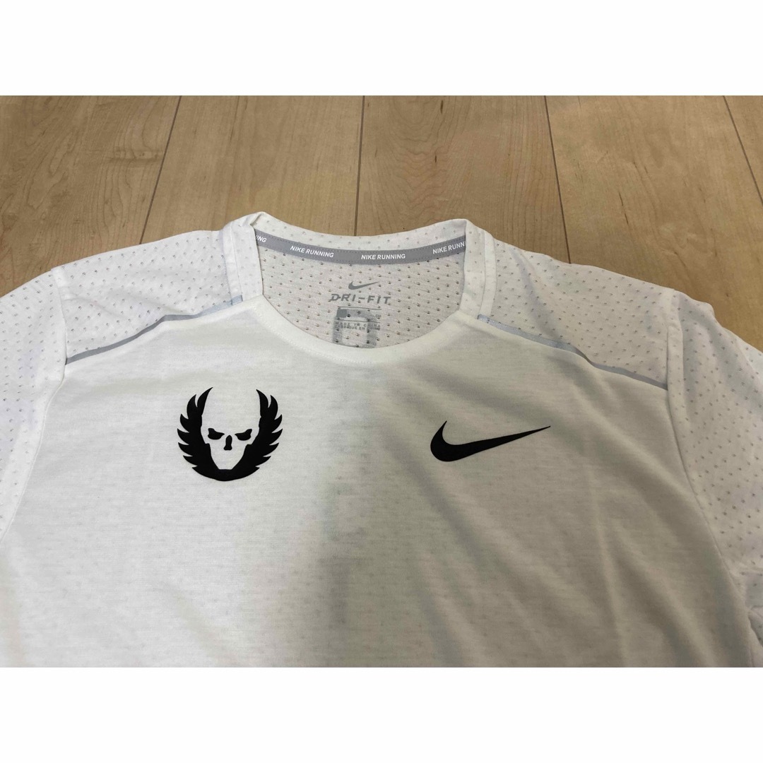 ナイキ オレゴンプロジェクト Tシャツ ホワイト 大迫傑 Sサイズ ナイキ オレゴンプロジェクト Tシャツ ホワイト 大迫傑 Sサイズ