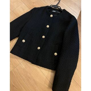 ZARA(ノーカラージャケット ・ ブラック/黒色系)のフリマ ZARA(ノーカラージャケット ・ ブラック/黒色系)のフリマ