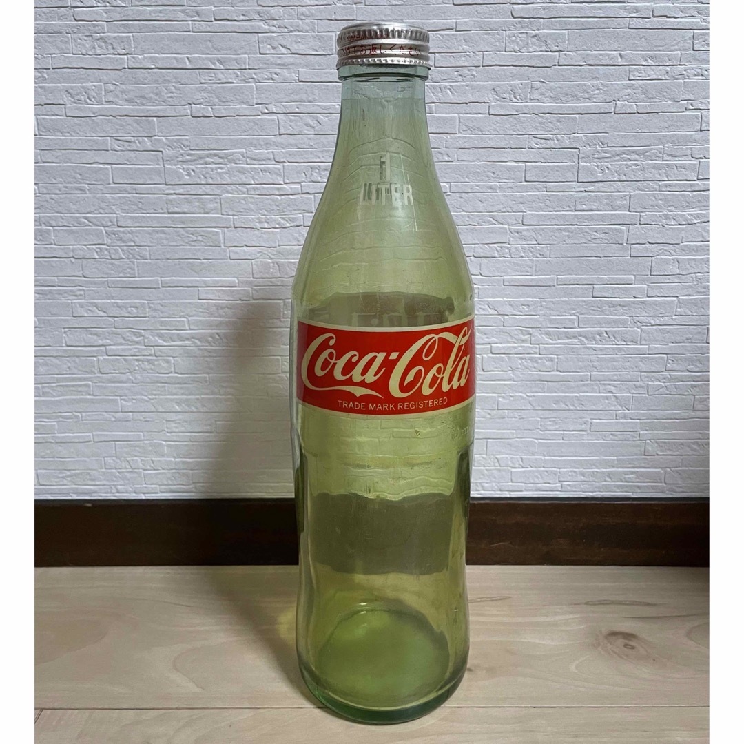 コカ・コーラ - コカコーラ 瓶 1リットルの通販 by E♬︎'s shop コカ・コーラ - コカコーラ 瓶 1リットルの通販 by E♬︎'s shop