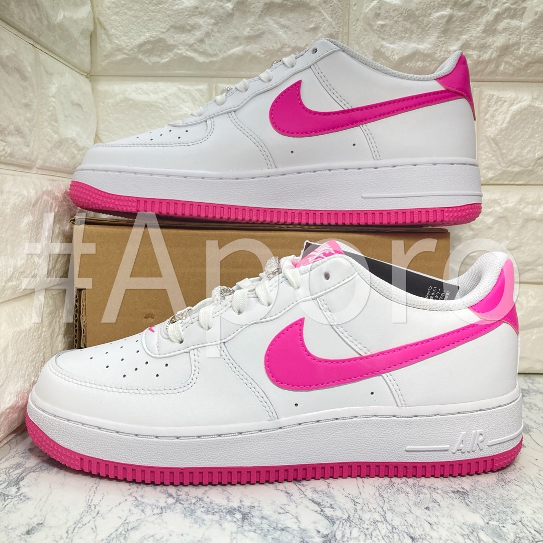 NIKE - NIKE ナイキ AIR FORCE 1 エアフォース1 シルバー ピンク NIKE - NIKE ナイキ AIR FORCE 1 エアフォース1 シルバー ピンク