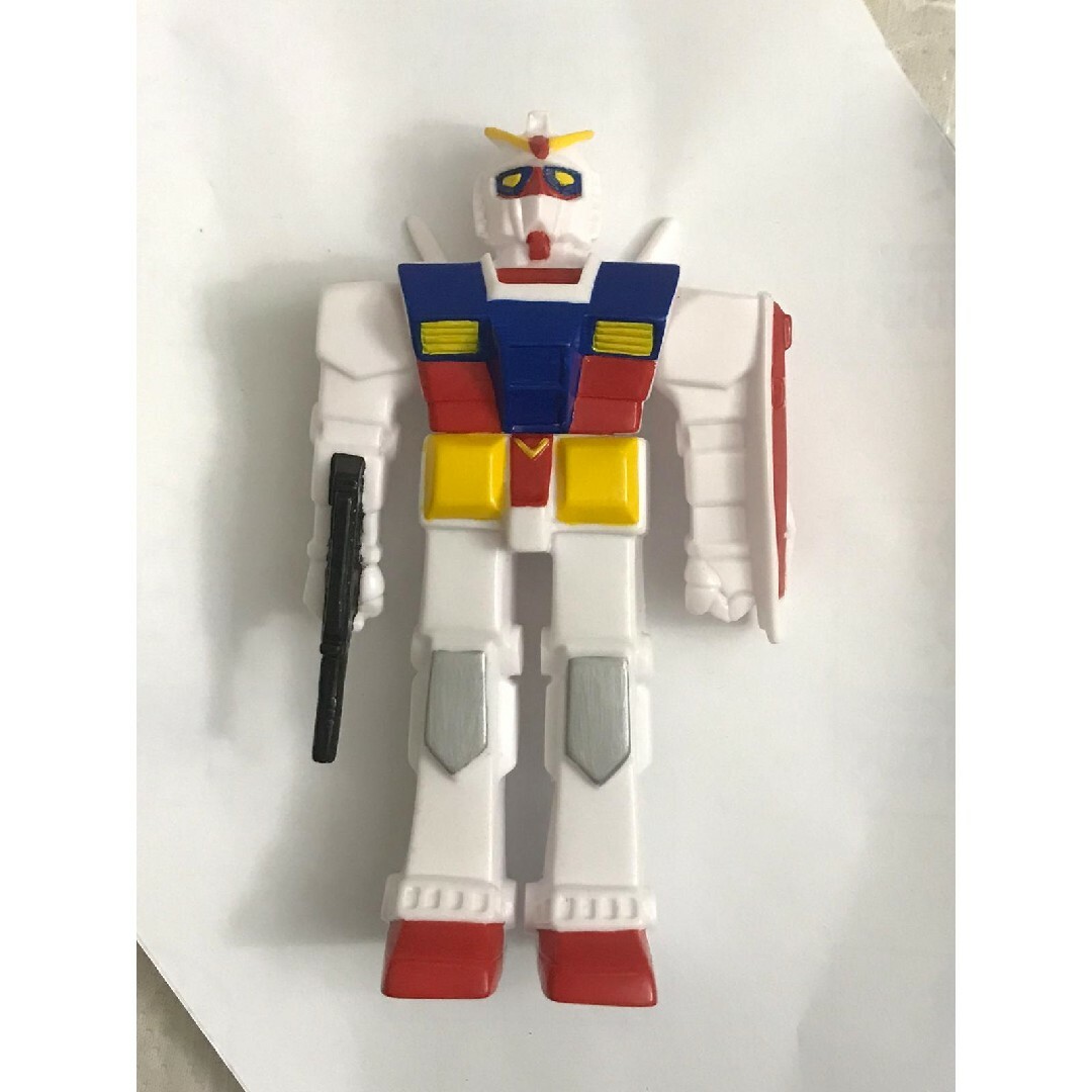 ☆機動戦士ガンダム☆クローバー ソフビ 高さ約16 海外版 白色の ☆機動戦士ガンダム☆クローバー ソフビ 高さ約16 海外版 白色の