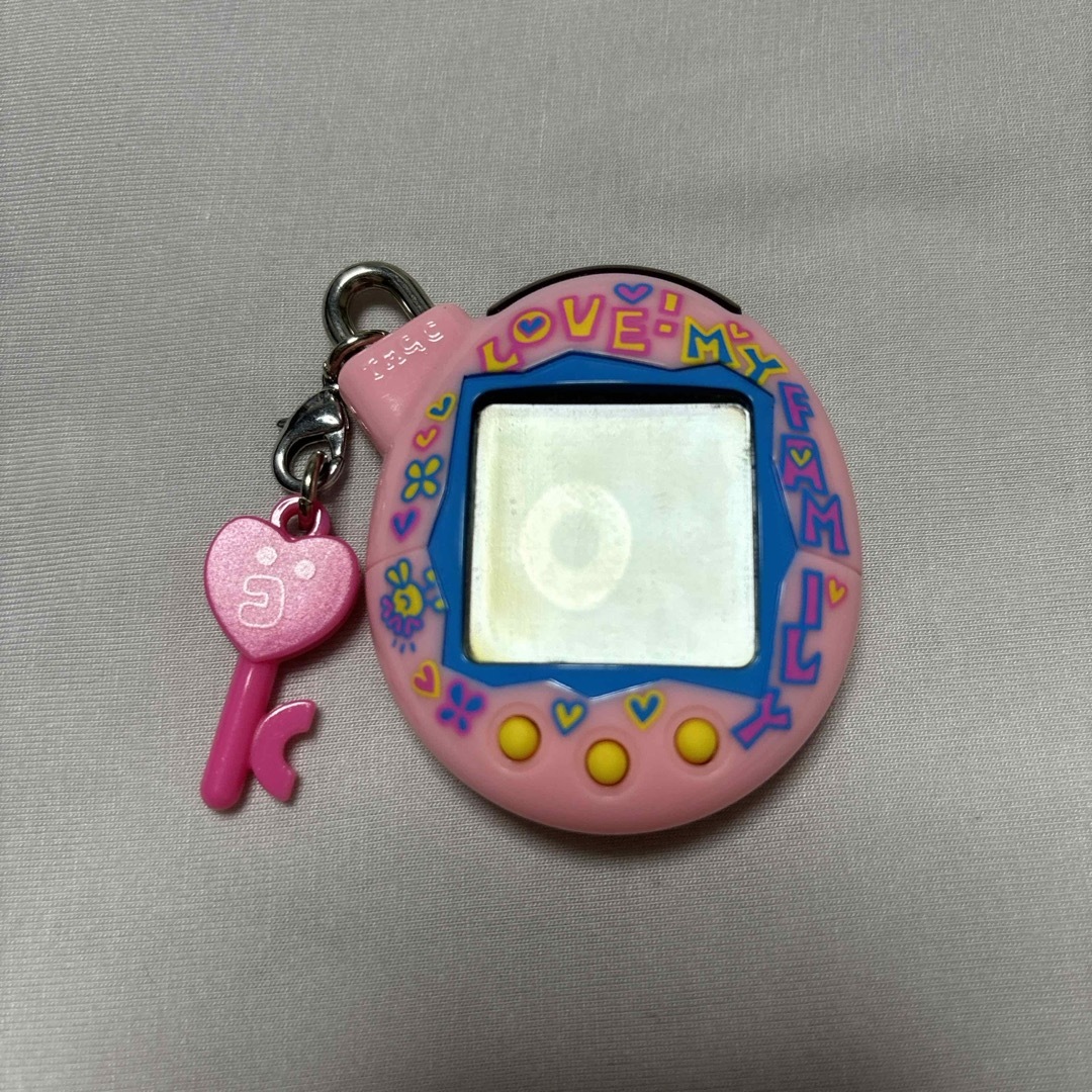 いぇー!ふぁみりーイロイロ!たまごっちプラス ふぁみたまラブ柄 いぇー!ふぁみりーイロイロ!たまごっちプラス ふぁみたまラブ柄