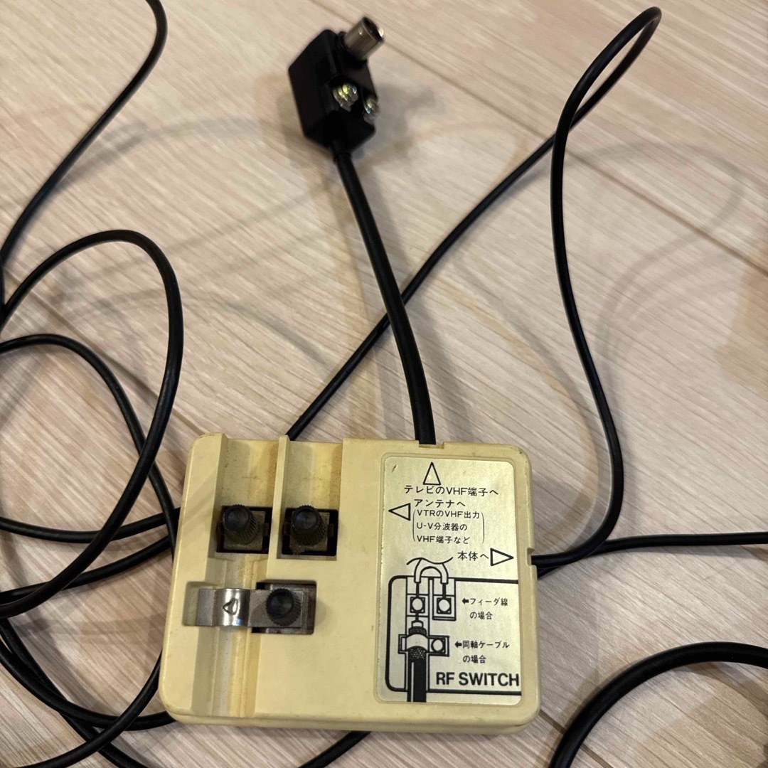 ファミリーコンピュータ - ファミコン本体 ジャンク品の通販 by ファミリーコンピュータ - ファミコン本体 ジャンク品の通販 by