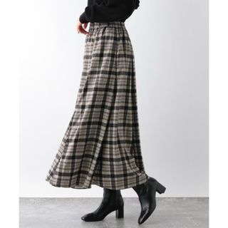 グローバルワーク(GLOBAL WORK)のGLOBAL WORK シャイニーサテンフレアスカート ベージュ 黒 チェック(ロングスカート)