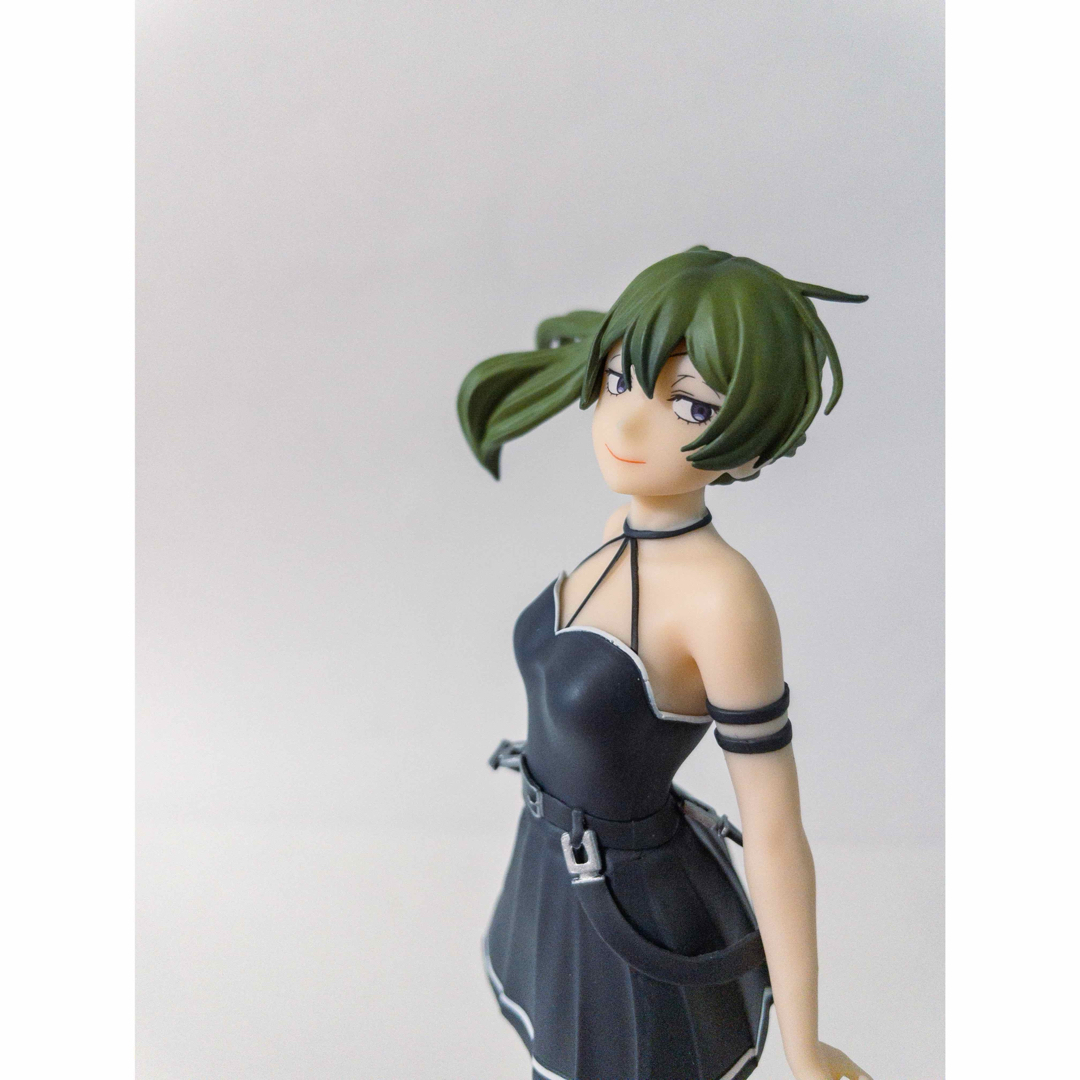 美品☆葬送のフリーレン ユーベル フィギュア の通販 by 美品☆葬送のフリーレン ユーベル フィギュア の通販 by