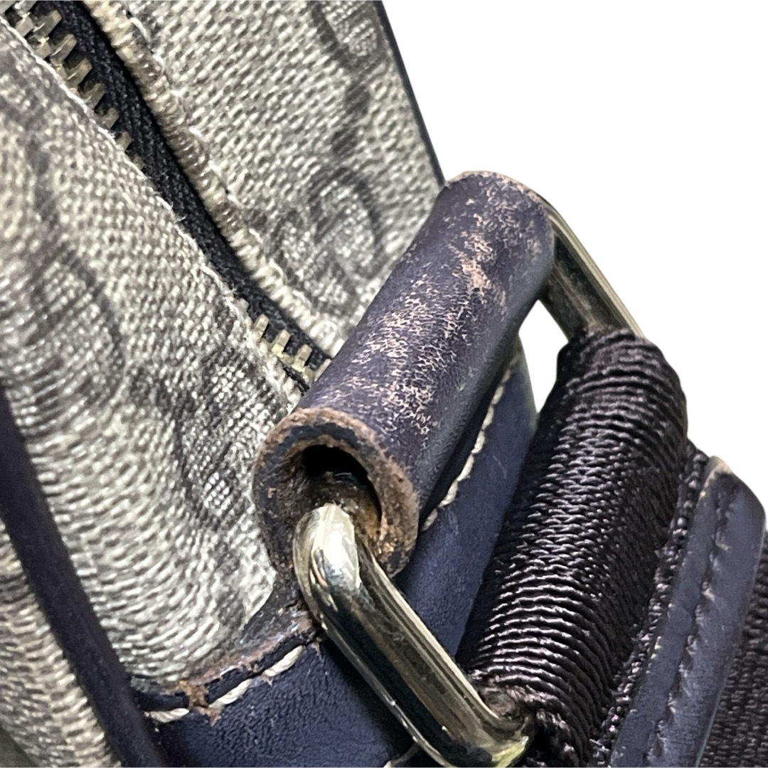 GUCCI - グッチ ショルダーバッグ GGスプリーム 総柄 ロゴ GUCCI - グッチ ショルダーバッグ GGスプリーム 総柄 ロゴ
