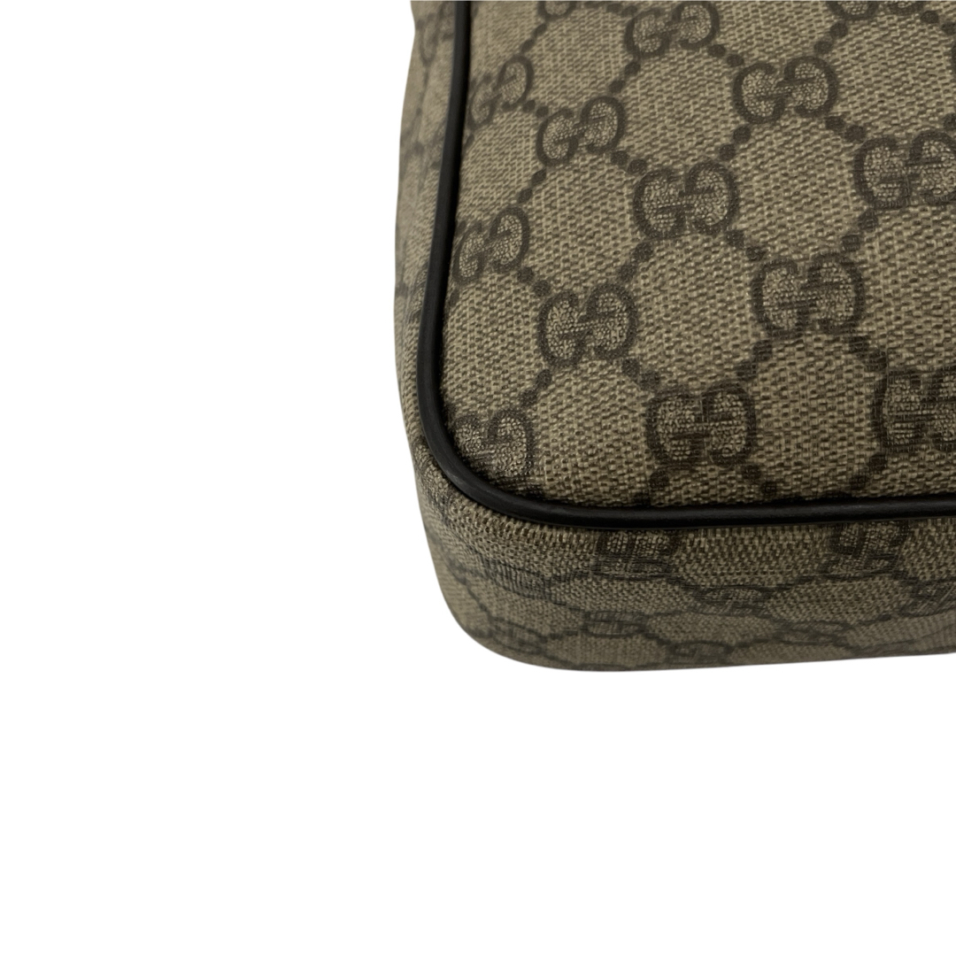 GUCCI - グッチ ショルダーバッグ GGスプリーム 総柄 ロゴ GUCCI - グッチ ショルダーバッグ GGスプリーム 総柄 ロゴ