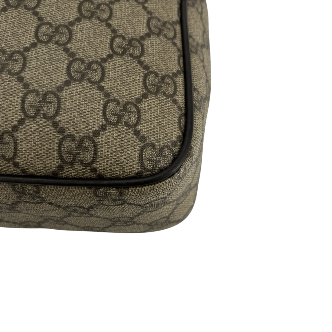GUCCI - グッチ ショルダーバッグ GGスプリーム 総柄 ロゴ GUCCI - グッチ ショルダーバッグ GGスプリーム 総柄 ロゴ
