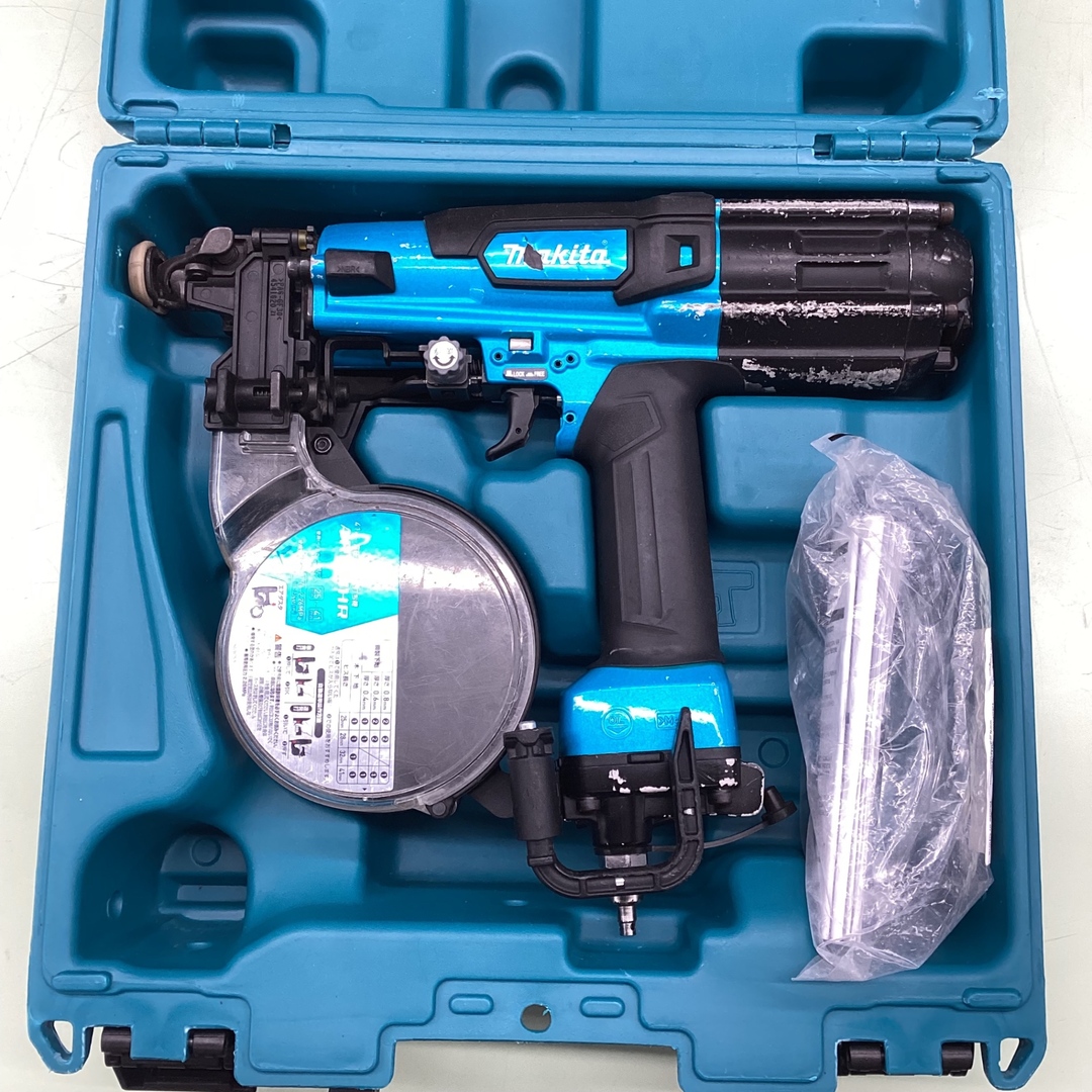 ☆マキタ(makita) 高圧エアネジ打ち機 AR411HRM【越谷店】 ☆マキタ(makita) 高圧エアネジ打ち機 AR411HRM【越谷店】