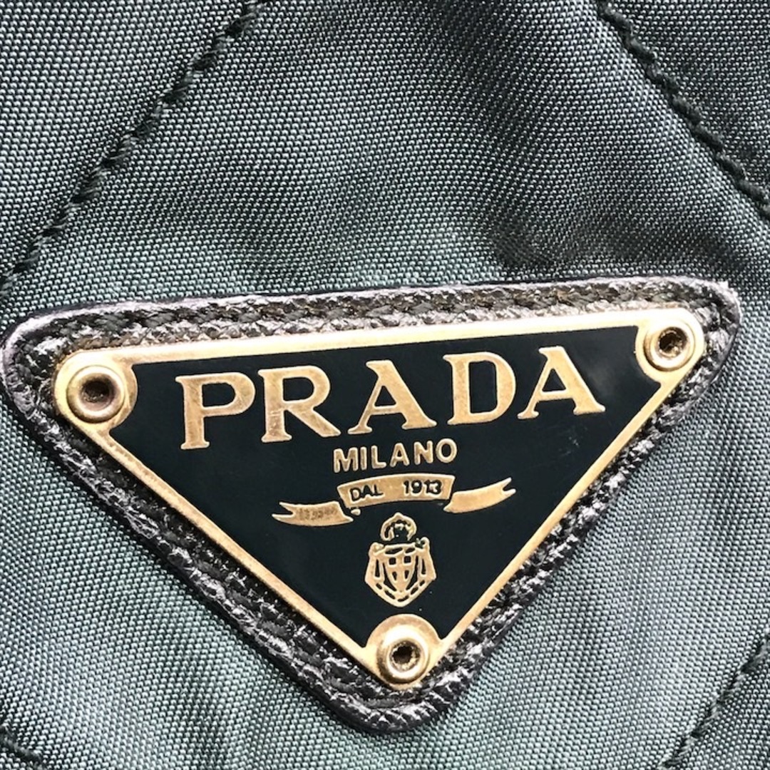 PRADA - 良品 PRADA プラダ 三角ロゴ プレート キルティング PRADA - 良品 PRADA プラダ 三角ロゴ プレート キルティング