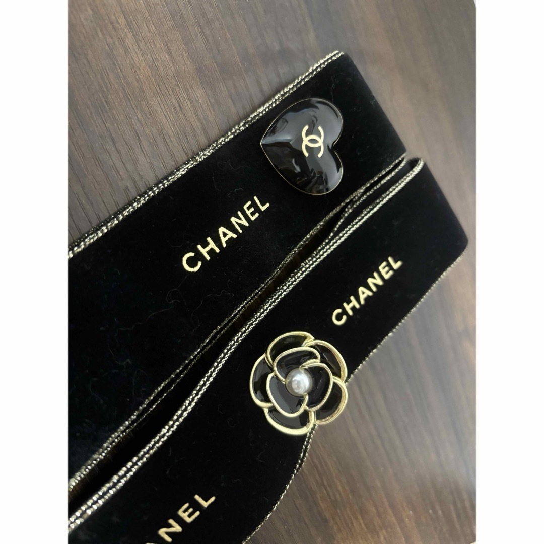 数量限定】 CHANEL - 2023の通販 チャーム リボン ホリデー 数量限定】 CHANEL - 2023の通販 チャーム リボン ホリデー