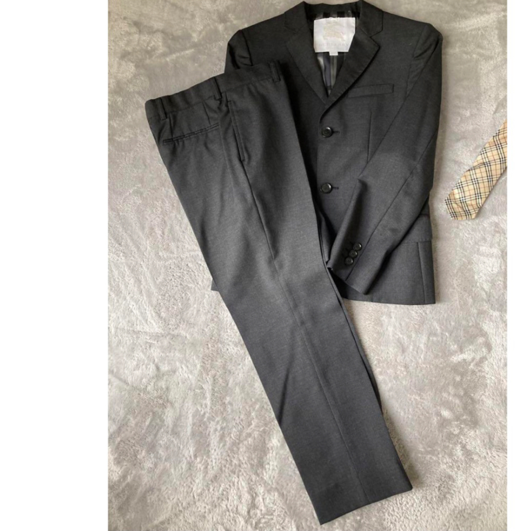 BURBERRY - バーバリースーツ4点セット 140cm 男の子の通販 by BURBERRY - バーバリースーツ4点セット 140cm 男の子の通販 by