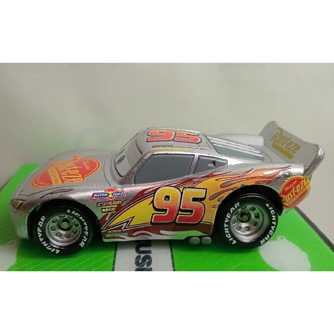 カーズ・トミカシリーズ - トミカディズニーカーズライトニング カーズ・トミカシリーズ - トミカディズニーカーズライトニング