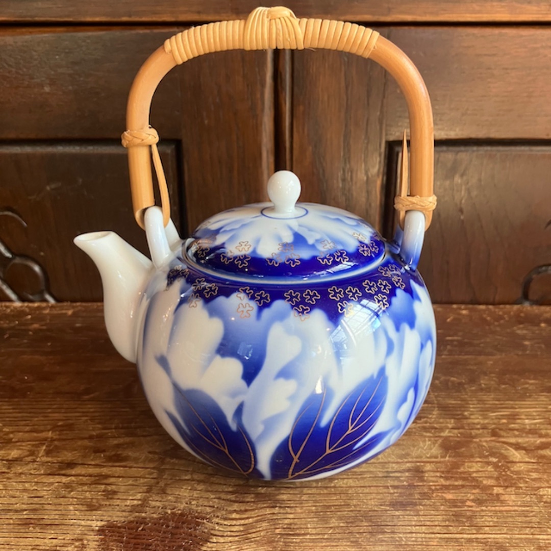 深川製磁 - 深川製 急須 蓋付 夫婦 湯呑み 茶器 煎茶 金彩 染付 深川製磁 - 深川製 急須 蓋付 夫婦 湯呑み 茶器 煎茶 金彩 染付