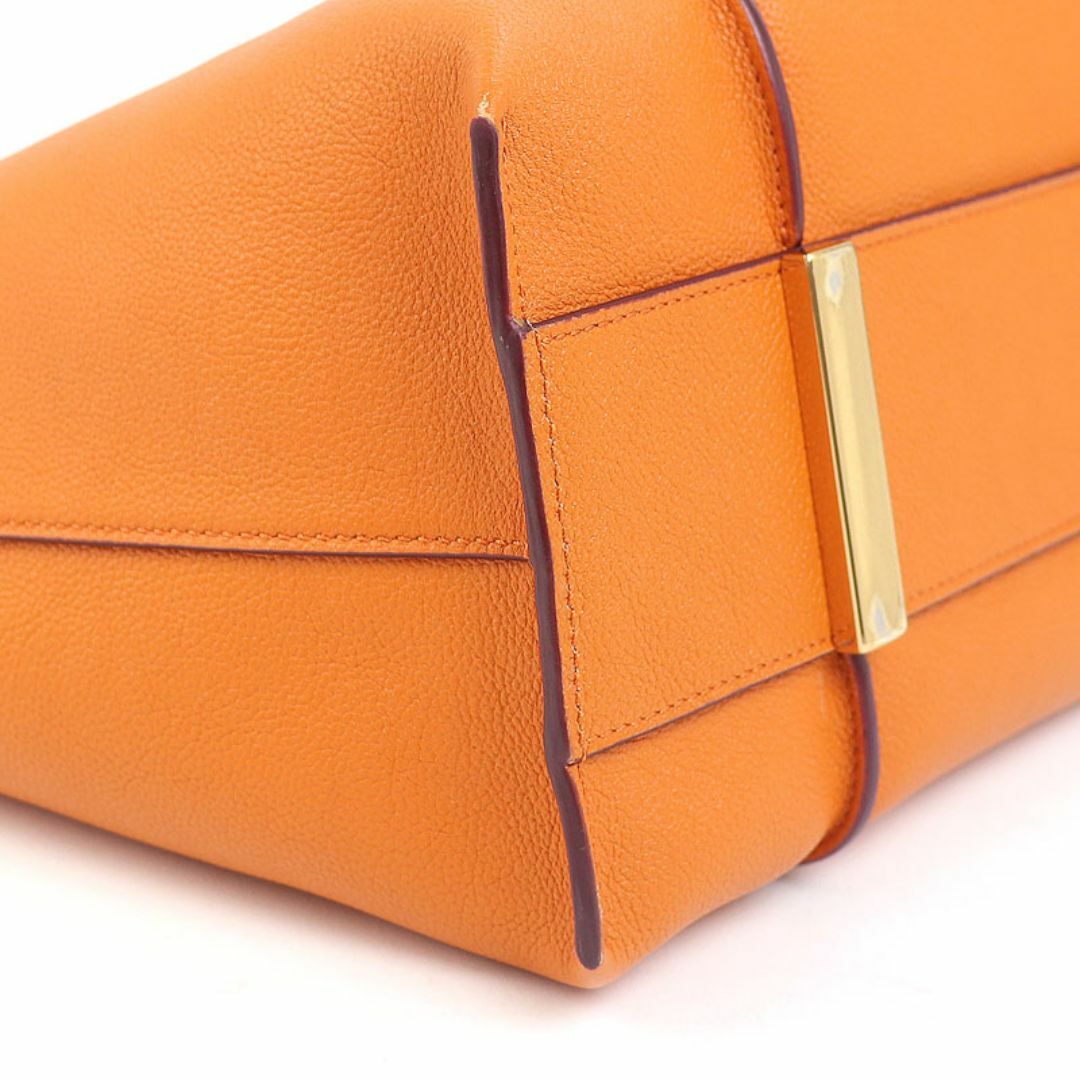 TOD'S - 【美品】トッズ【TOD'S】Tタイムレス レザー TOD'S - 【美品】トッズ【TOD'S】Tタイムレス レザー