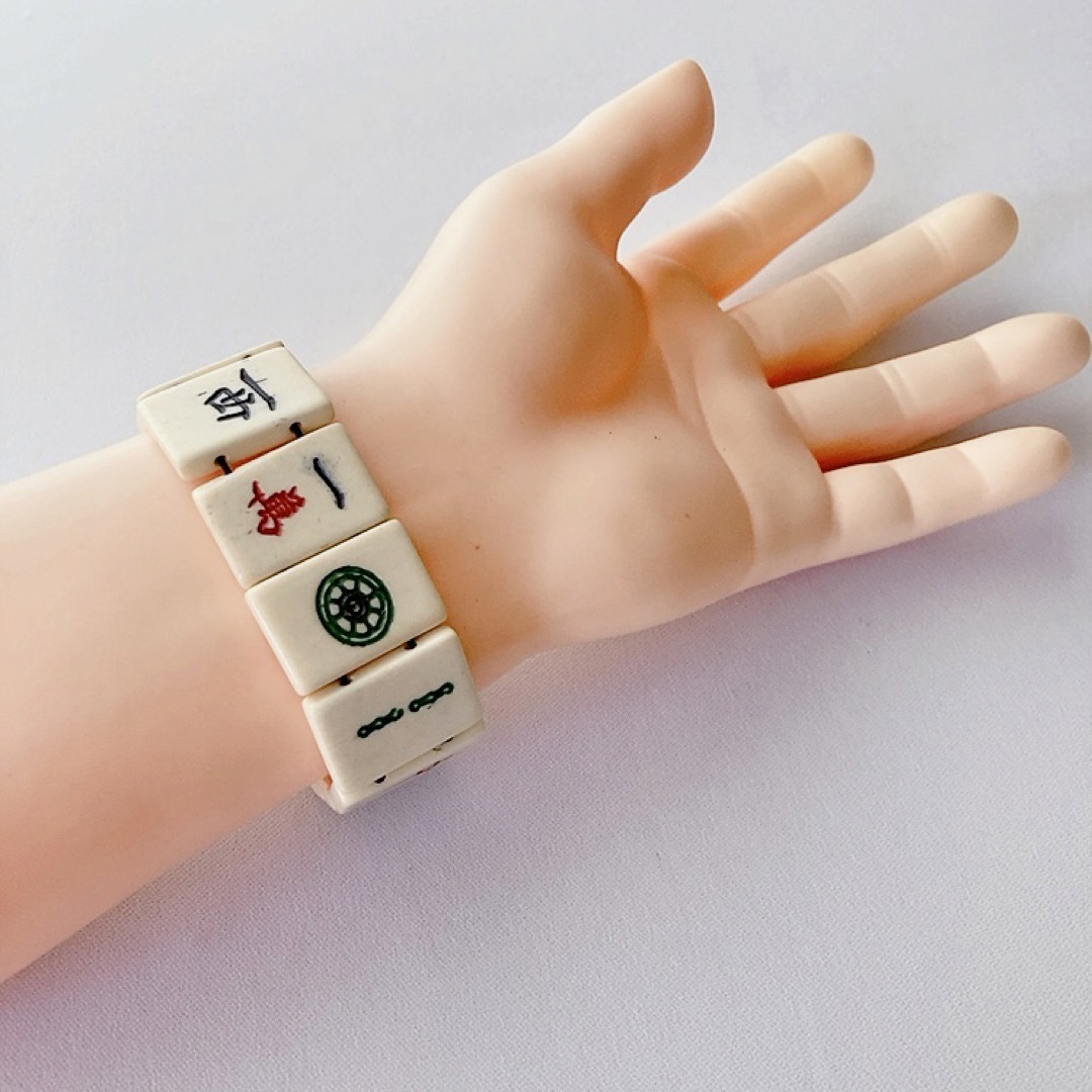 麻雀牌風ブレスレット 未使用 お洒落 ♪の通販 by じゅん |ラクマ 麻雀牌風ブレスレット 未使用 お洒落 ♪の通販 by じゅん |ラクマ