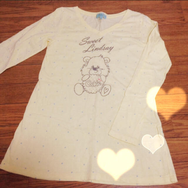 Lindsay(リンジィ)のLindsay♡くまちゃんTシャツ レディースのトップス(Tシャツ(長袖/七分))の商品写真