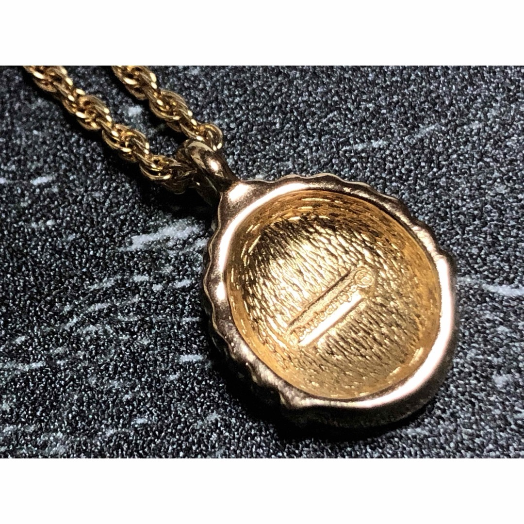 美品 BURBERRY バーバリー ネックレス ストーン ゴールドカラー 美品 BURBERRY バーバリー ネックレス ストーン ゴールドカラー