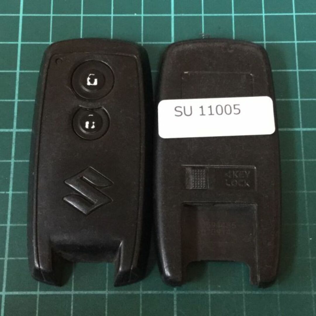 SU11005 スズキ U43PB14B 点灯無し 純正 セルボ ワゴンR MRワゴン モコ フレア AZワゴン 2ボタン スマートキー キーレス リモコン 自動車/バイクの自動車(車内アクセサリ)の商品写真
