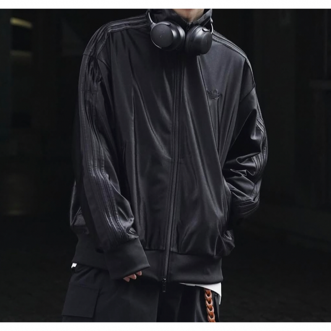 Originals(adidas) - 新品XL】アディダス刺繍トラック Originals(adidas) - 新品XL】アディダス刺繍トラック