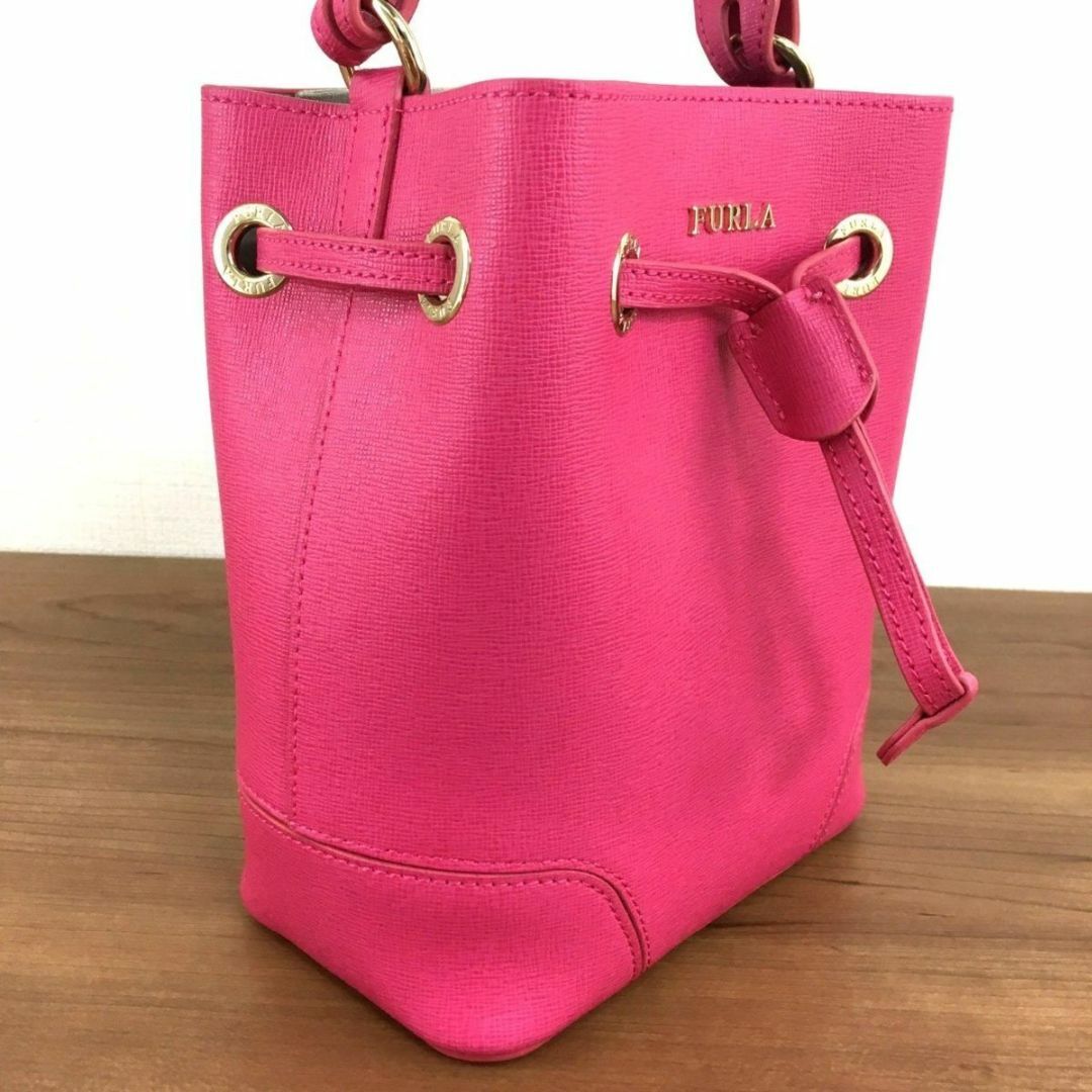 送料込み! 極美品 フルラ ステイシー 2WAYバッグ ピンク 送料込み! 極美品 フルラ ステイシー 2WAYバッグ ピンク