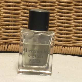 アバクロンビーアンドフィッチ(Abercrombie&Fitch)のYu Shinoda様専用 アバクロ フィアース 30ml(香水(男性用))