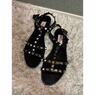 VALENTINO(サンダル)のフリマアイテム一覧 VALENTINO(サンダル)のフリマアイテム一覧