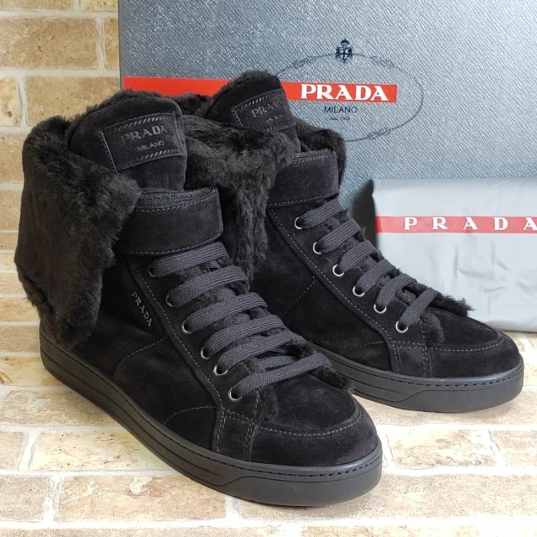 PRADA - PRADA プラダ ☆ ボア スエードレザー ハイカット PRADA - PRADA プラダ ☆ ボア スエードレザー ハイカット