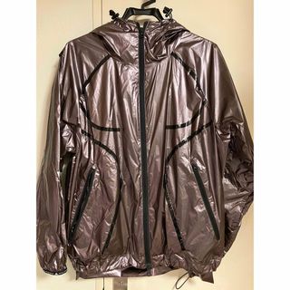 adidas by Stella McCartney(ナイロンジャケット)のフリマ adidas by Stella McCartney(ナイロンジャケット)のフリマ